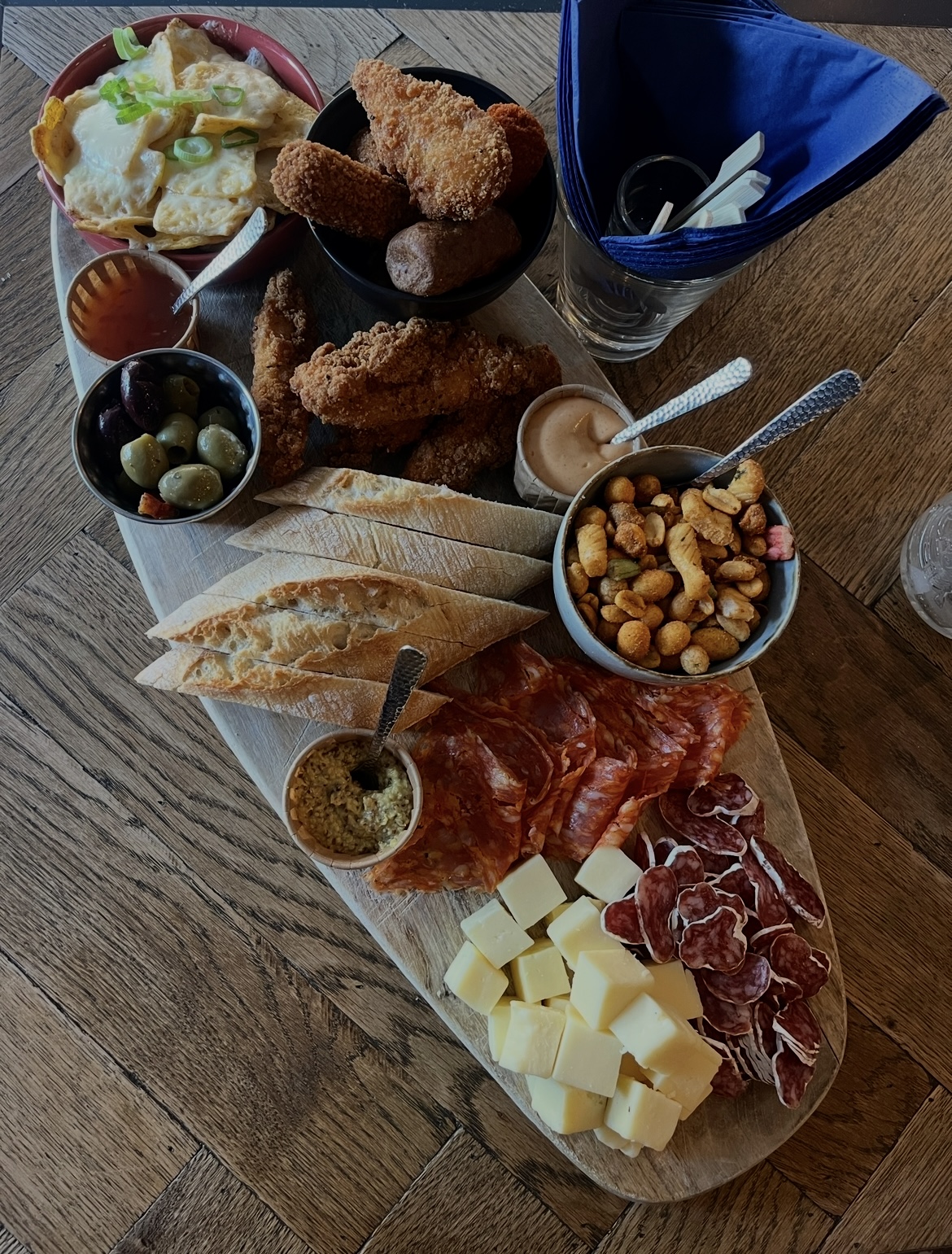 Heerlijke hapjes plank, Bier-spijs